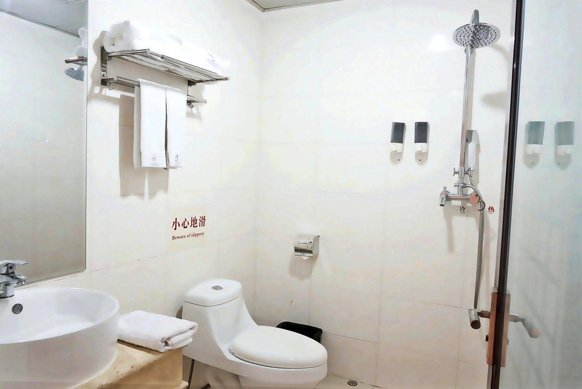 Zhongda Jindu Hotel Guangzhou Exteriör bild